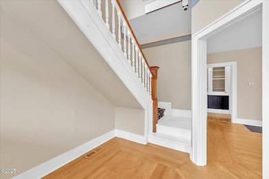 674 11th St, Astoria, OR 97103 - photo 5