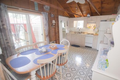 Cottage 44-1933