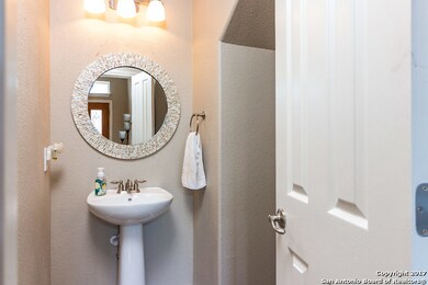 25714 Fan Flower, San Antonio, TX 78261 - photo 4