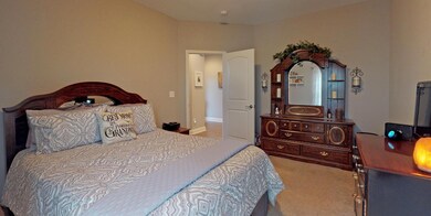 2049 Gusty Wind Ln, Knoxville, TN 37932 - photo 6