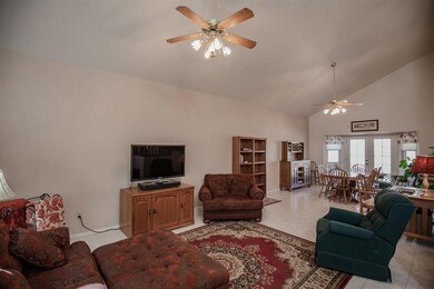 243 Hyde Park Place, Alamogordo, NM 88310 - photo 7