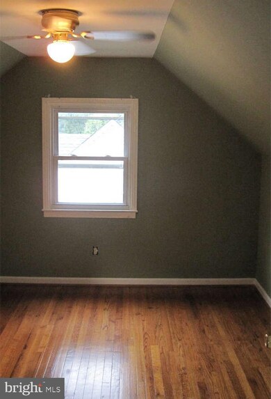 1827 Cromwood Rd, Parkville, MD 21234 - photo 7