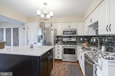 31 Players Ln, Pine Hill, NJ 08021 - photo 6