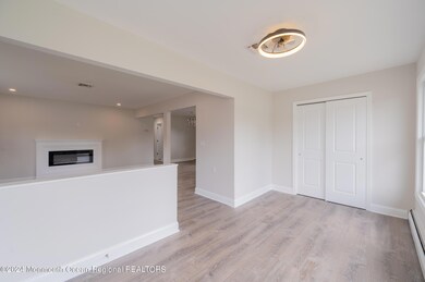 561 Jamaica Blvd, Toms River, NJ 08757 - photo 3