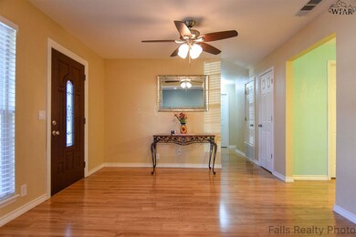 1307 Hunt St, Wichita Falls, TX 76302 - photo 6