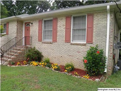 Another view of front showing the flower bed near 
