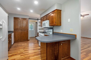 104 E South St-7