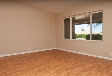005_Living Room
