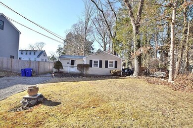 17 Kalmia Rd, Holbrook, MA 02343 - photo 2