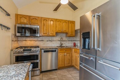 21 Heckleman St, Union Beach, NJ 07735 - photo 5