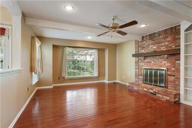 10411 Century Ln, Lenexa, KS 66215 - photo 7