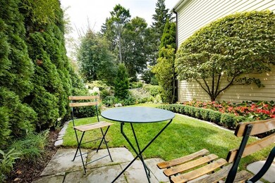 27 Waldron St, Marblehead, MA 01945 - photo 5