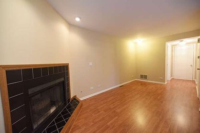 1909 Wisteria Ct unit 3, Naperville, IL 60565 - photo 3