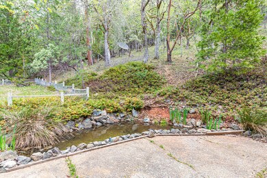 929 Rancho Vista Dr, Grants Pass, OR 97526 - photo 3