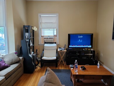561 E 8th St unit 1, Boston, MA 02127 - photo 4