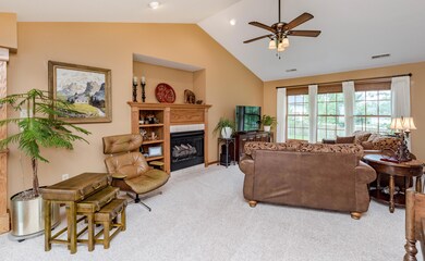 806 Shakertown (15)