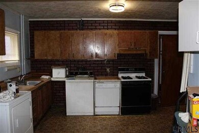 3 Van Dorn St, Saratoga Springs, NY 12866 - photo 5