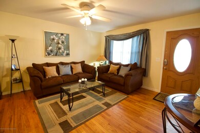 955 Mcguire Dr, Toms River, NJ 08753 - photo 7