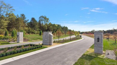 3214 Pompilio Dr, Rochester, MI 48306 - photo 4