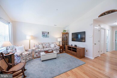 2034 Rudy Serra Dr unit C, Sykesville, MD 21784 - photo 3