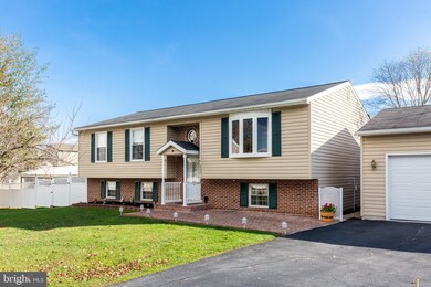 237 Roth Ave, Taneytown, MD 21787 - photo 2