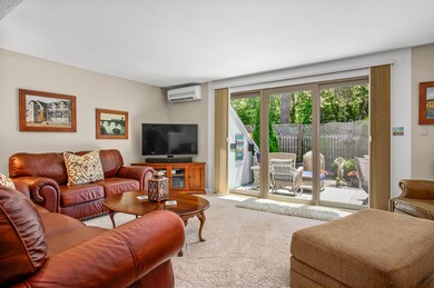 127Crescent LR