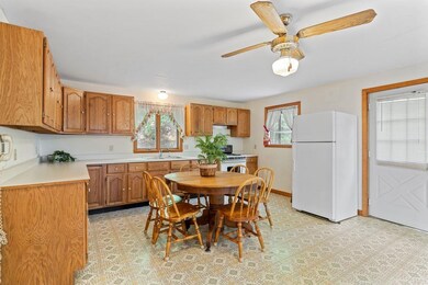 Plenty of cabinets
