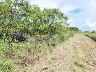 Access the lot through this easement