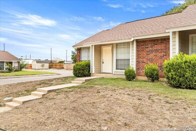 9140 Timber Path unit 2501, San Antonio, TX 78250 - photo 3