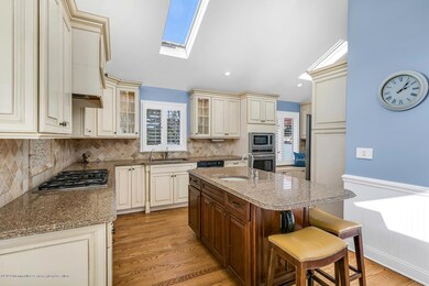 9 Ellis Ct Monmouth Beach NJ-large-012-0