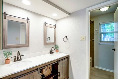 8 S Brook Pebble Ct, Spring, TX 77380 - photo 7