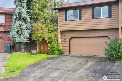 3_ExteriorAngleUnitDriveway