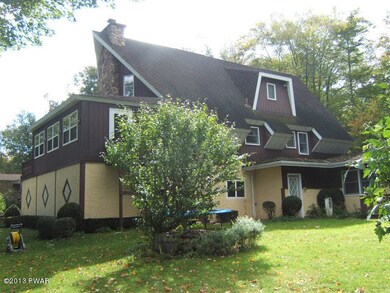 114 Forest Dr, Roaring Brook Township, PA 18444 - photo 3