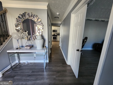 1124 Shady Creek Dr, Lithonia, GA 30058 - photo 6