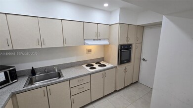 Mirador 1000 unit 1204, Miami Beach, FL 33139 - photo 7