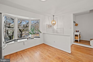 13509 Sequoia Lea Dr, Clifton, VA 20124 - photo 5