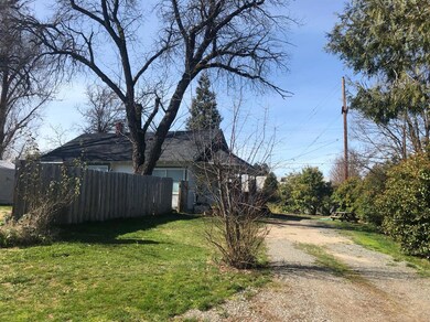 2412 Spring St, Medford, OR 97504 - photo 6