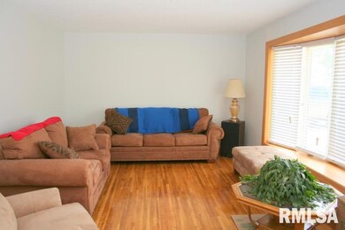 4731 Wisconsin Ave, Davenport, IA 52806 - photo 2
