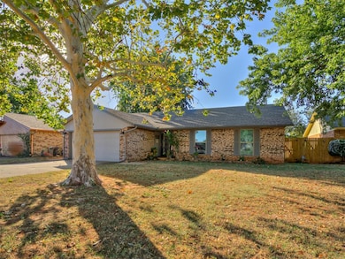 938 W Ridgecrest Way, Mustang, OK 73064 - photo 6