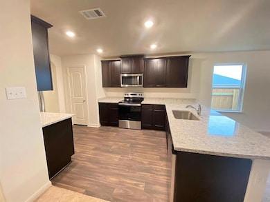 213 Allington Cir, Jarrell, TX 76537 - photo 2