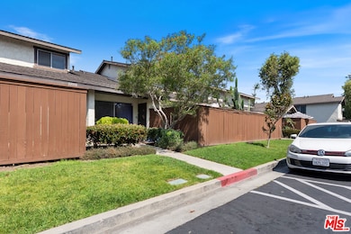 22333 Harbor Ridge Ln unit 3, Torrance, CA 90502 - photo 3