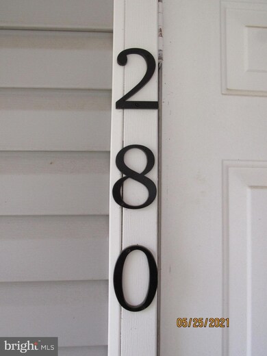 280 Appletree Dr, Levittown, PA 19055 - photo 6