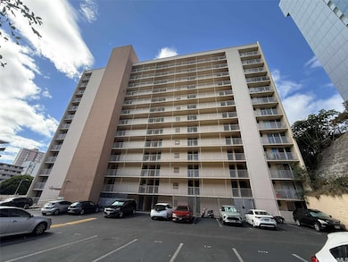 Lakeview Royal unit 905, Honolulu, HI 96818 - photo 2