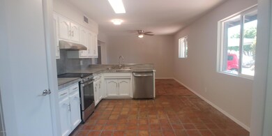 2331 N 47th Ln, Phoenix, AZ 85035 - photo 3