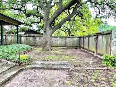 715 N Avenue A, Springtown, TX 76082 - photo 5