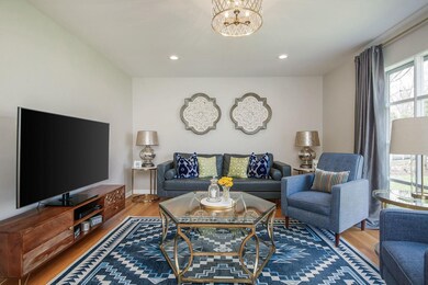 541 Juniper Dr, Naperville, IL 60540 - photo 5