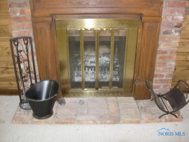 19564 Bradner Rd, Pemberville, OH 43450 - photo 5