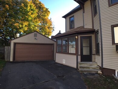 34 Laurel St, Holyoke, MA 01040 - photo 2