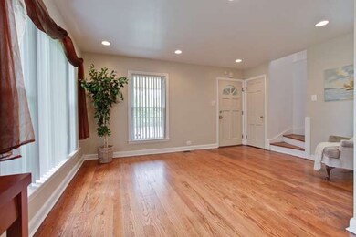 unlisted-address, Westchester, IL 60154 - photo 3