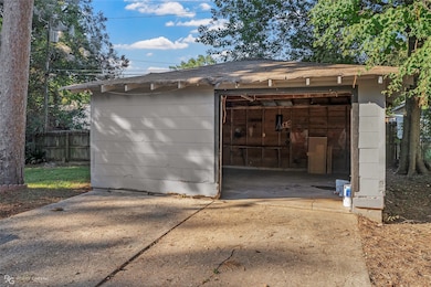 128 E Topeka St, Shreveport, LA 71101 - photo 4